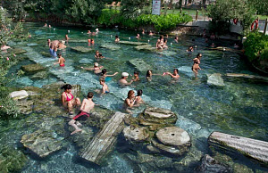 Фото Античный Бассейн в Памуккале в Турции