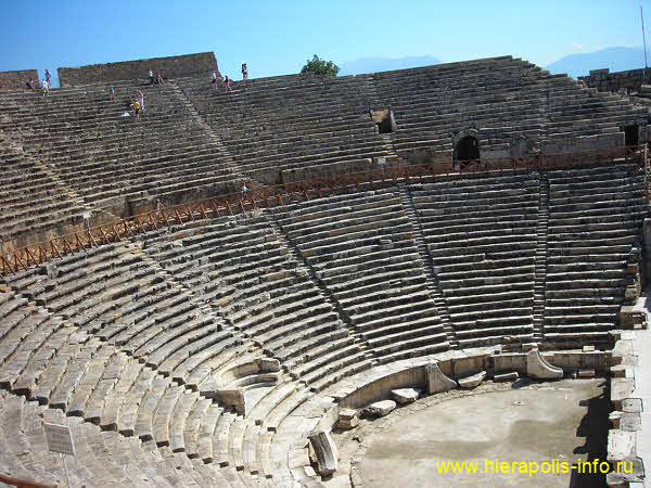 photo roman theatre in ancient Hierapolis