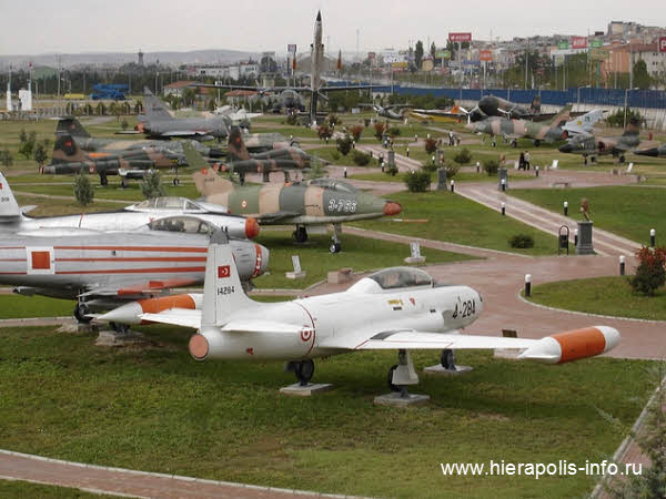 музей авиации в Стамбуле