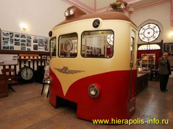 Экспонат стамбульского железнодорожного музея